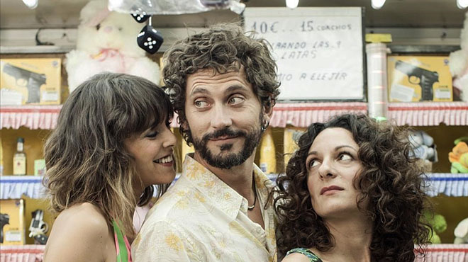 TELEVISION Paco Leon director y protagonista de la pelicula Kiki el amor se hace junto a las actrices Belen Cuesta y Ana Katz